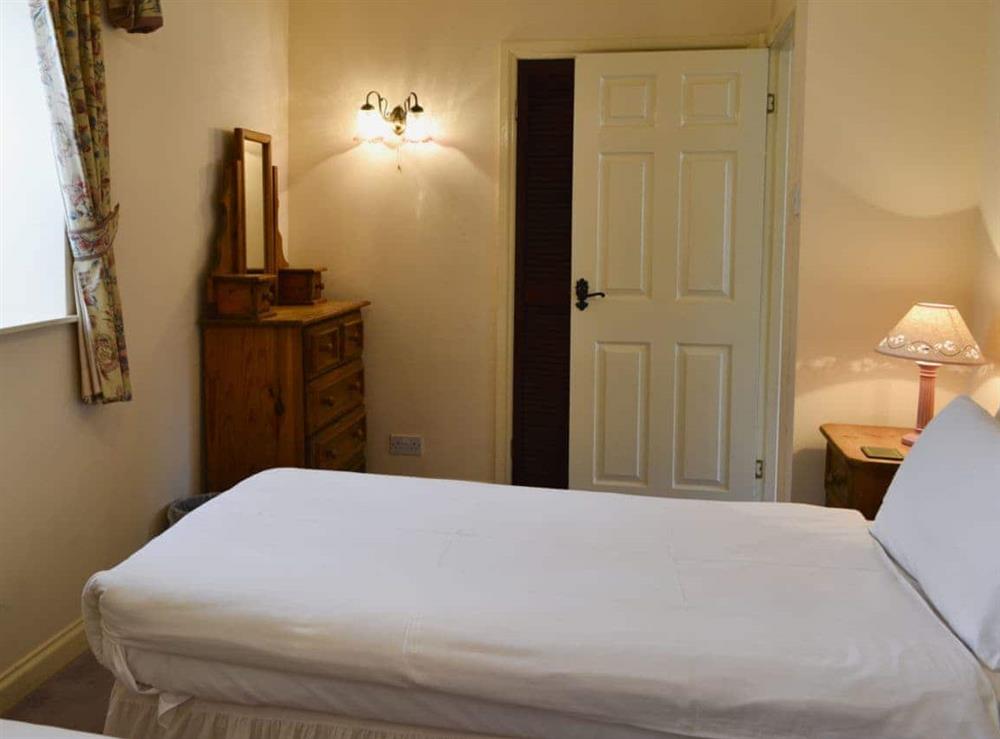 Twin bedroom (photo 2) at Perriwinkle in Akeld, Wooler, Northumberland., Great Britain