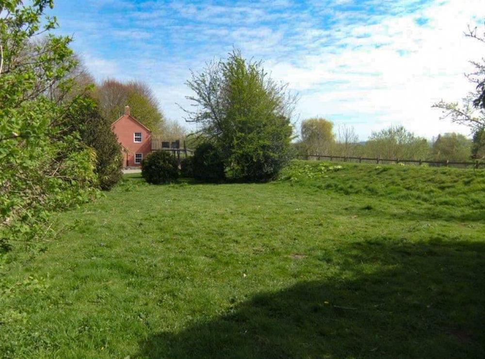 Surrounding area at Pershbrook Cottage in Minsterworth, near Gloucester, Gloucestershire