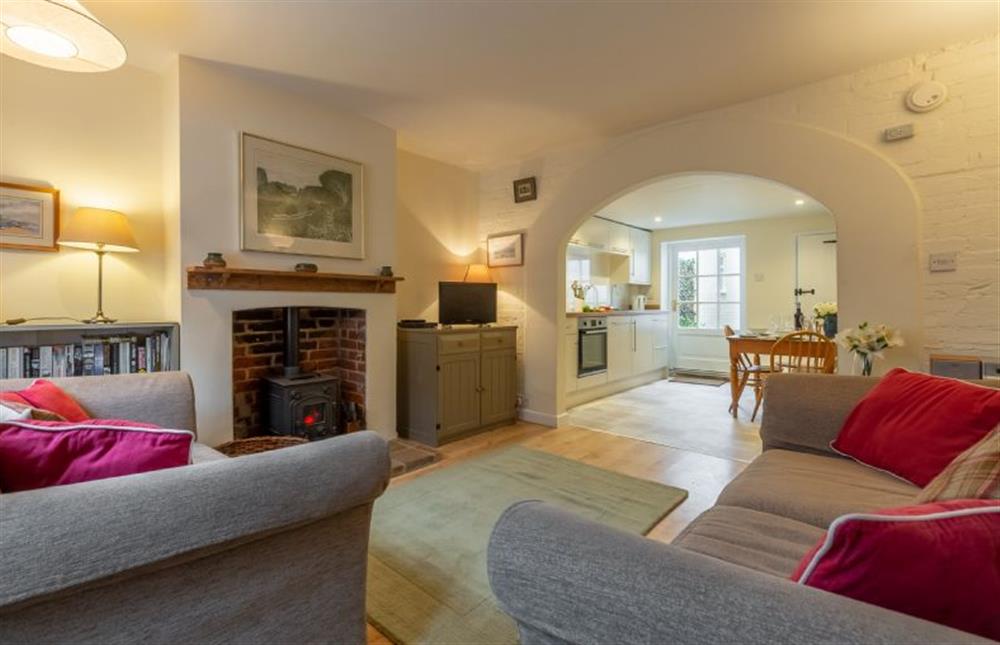 Ground floor: Double aspect open plan living area at Petts Cottage, Burnham Market near Kings Lynn