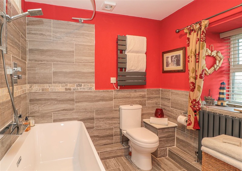 Bathroom at Petty Knowes Cottage, Rochester near Otterburn