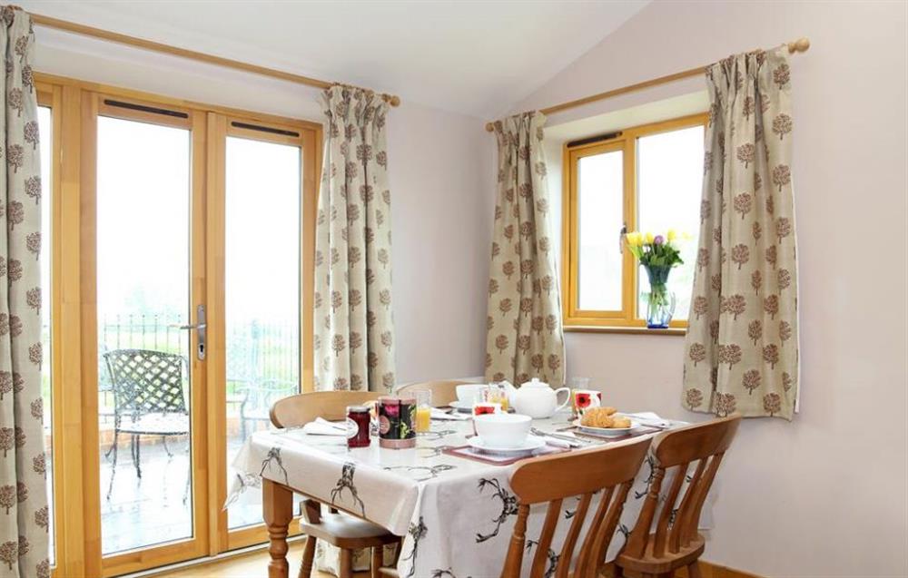 Dining area at Pheasant Cabin, Ulcombe, Kent