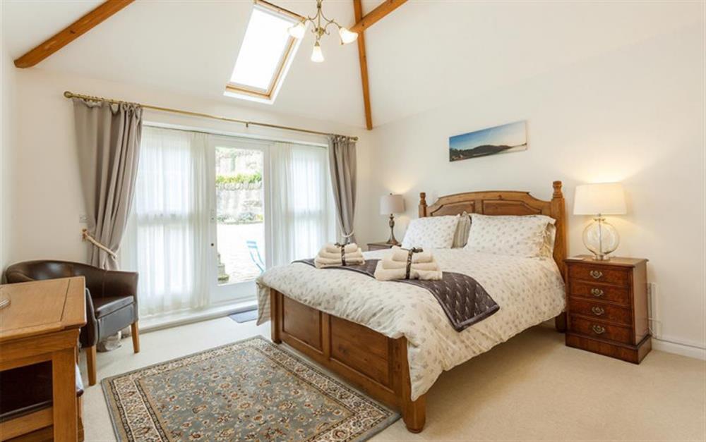 Another look at the master bedroom at Pheasant Cottage in Salcombe