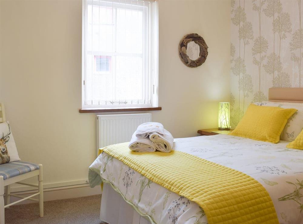 Cosy and comfortable double bedded room at Piglets Cottage in Canaston Bridge, near Narberth, Dyfed