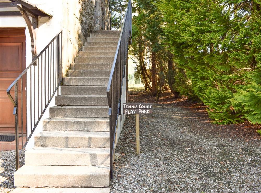 Steps to entrance at Pine Cottage in Killin, near Crianlarich, Perthshire