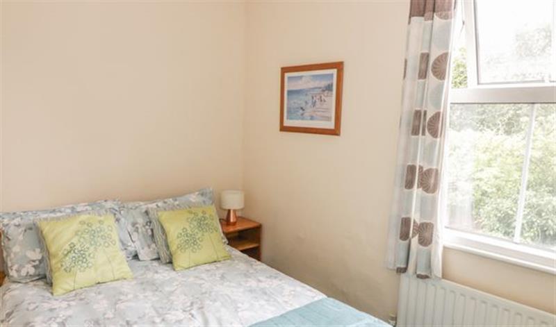 A bedroom in Pinecote at Pinecote, Warwickshire