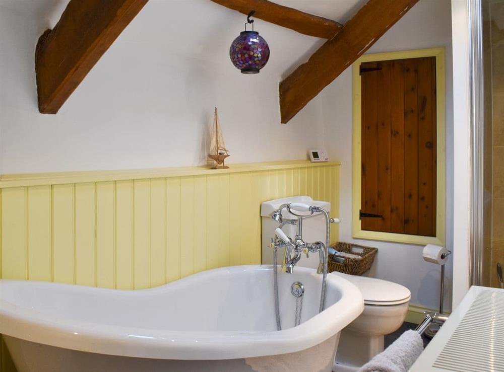 Bathroom at Pineview Cottage in Hessenford, Cornwall
