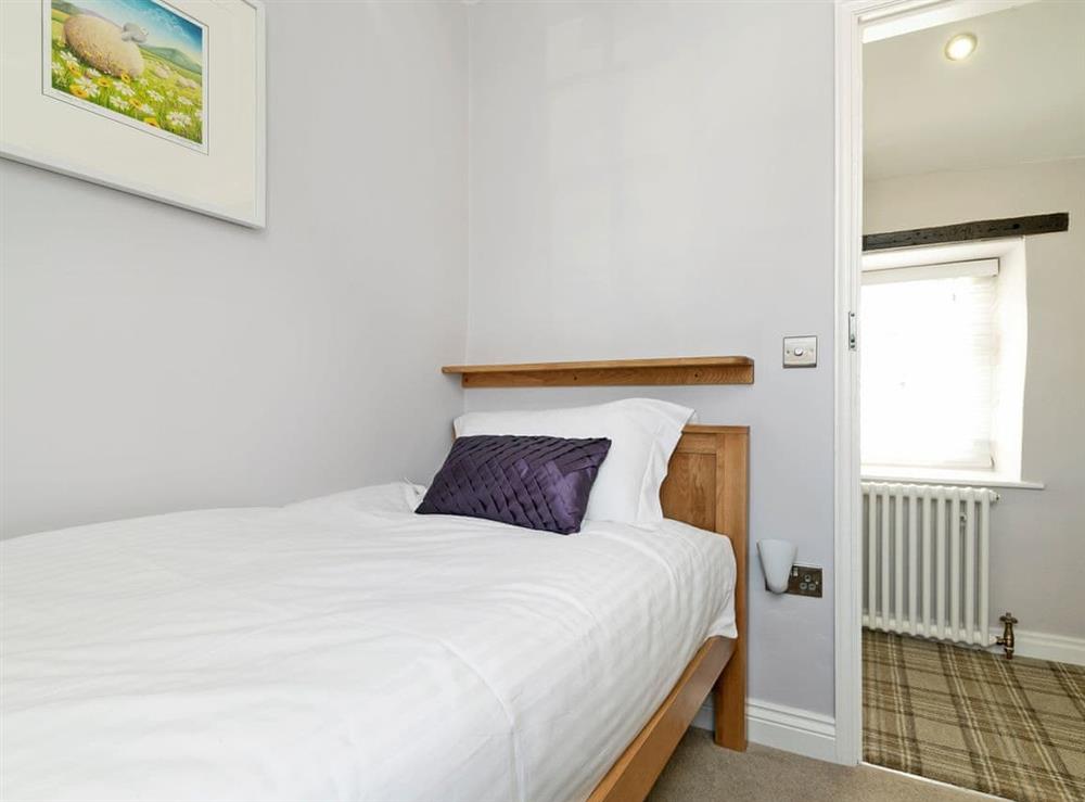 Comfy single bedroom at Pinfold Cottage in Richmond, North Yorkshire