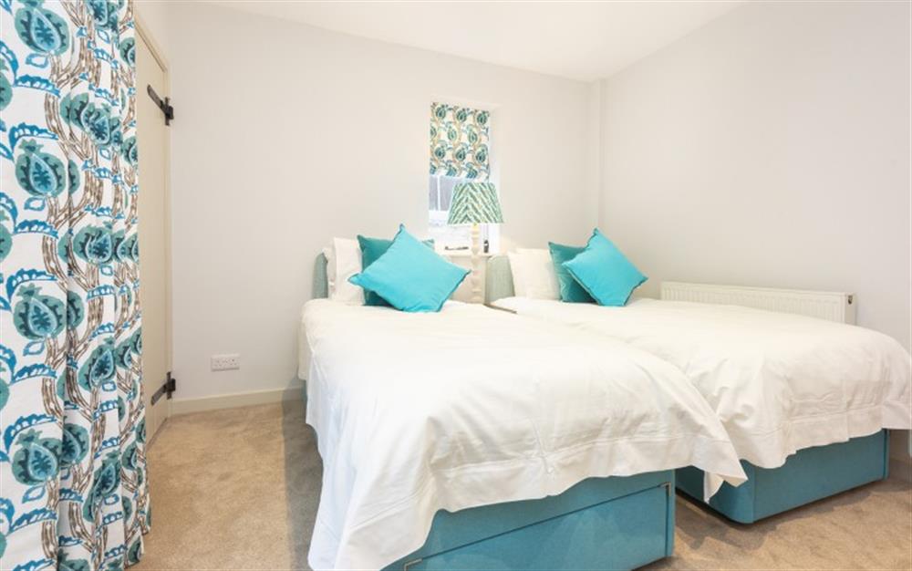 A closer look at the very comfortable twin room at Pink Cottage in Noss Mayo