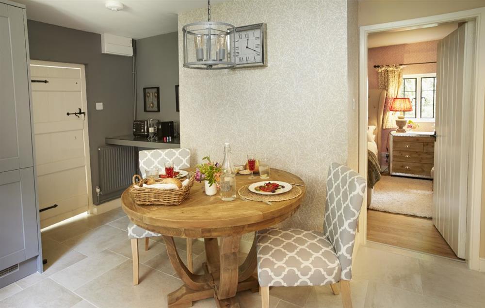 Spacious kitchen with dining table and chairs (photo 2) at Pink Cottage, Weston-under-Lizard Nr Shifnal