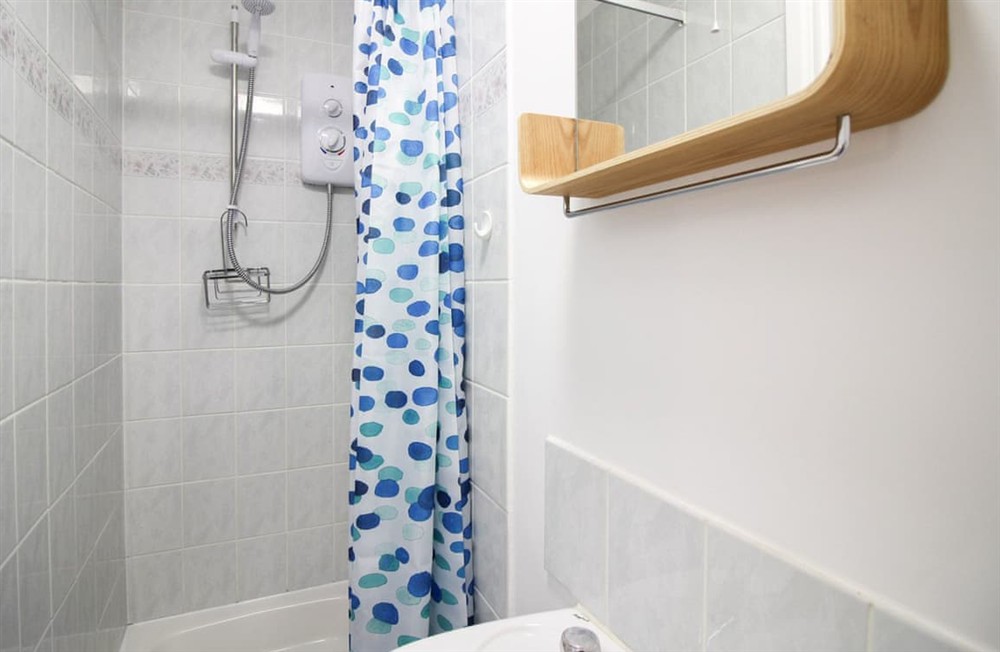 Bathroom at Pipit in Falmouth, Cornwall