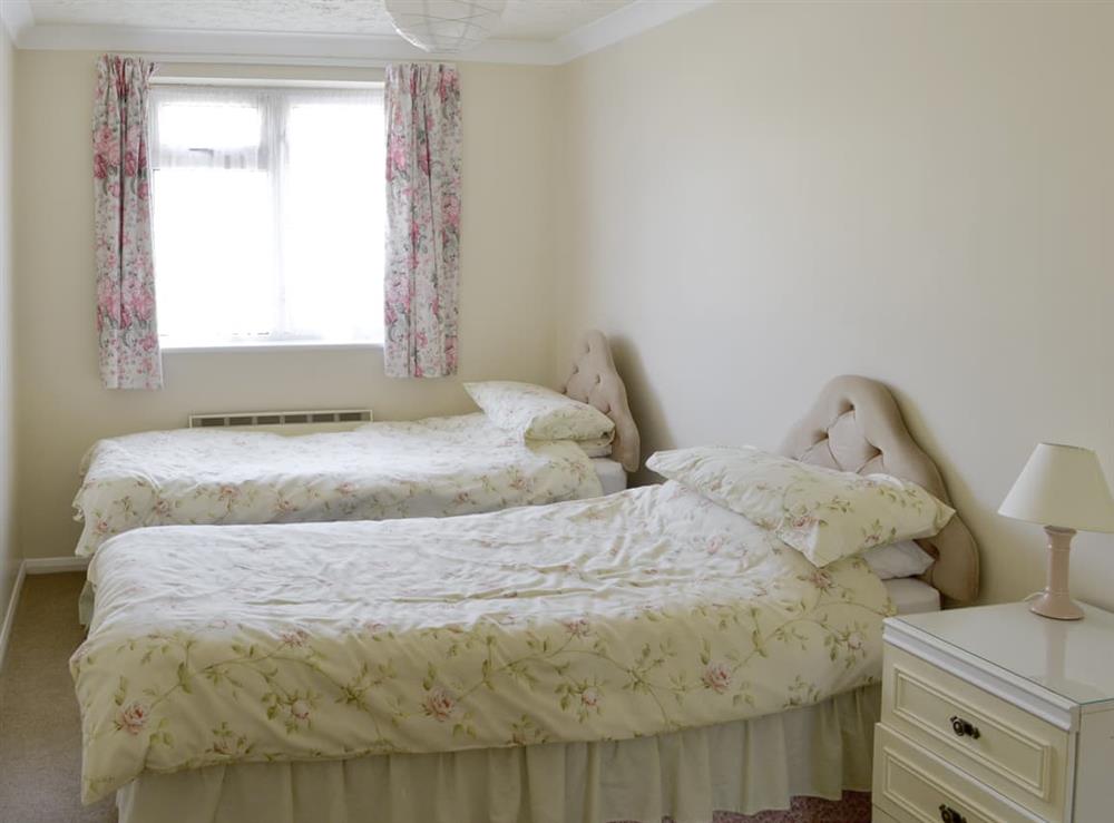 Twin bedroom at Pirates Cove in Kingsbridge, Devon
