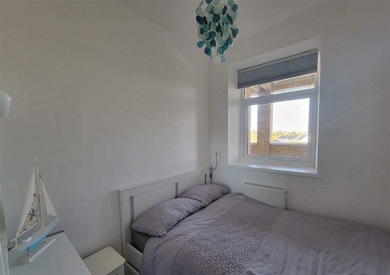 One of the 3 bedrooms (photo 2) at Plas Darien no 28, Trearddur Bay