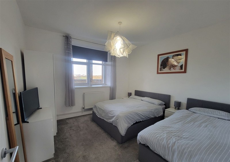 This is a bedroom at Plas Darien no 28, Trearddur Bay