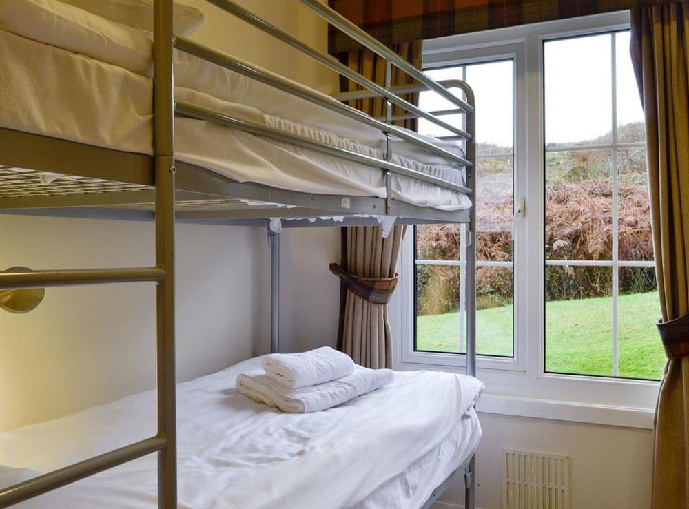 Useful bunk bedroom at Woodland View 2, 
