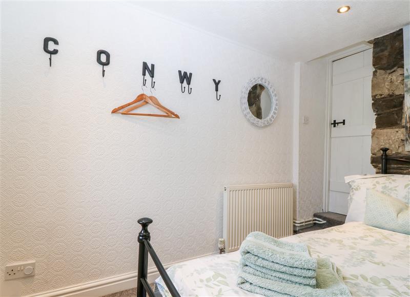 One of the 3 bedrooms (photo 2) at Platform 13 Railway Cottage, Llandudno Junction