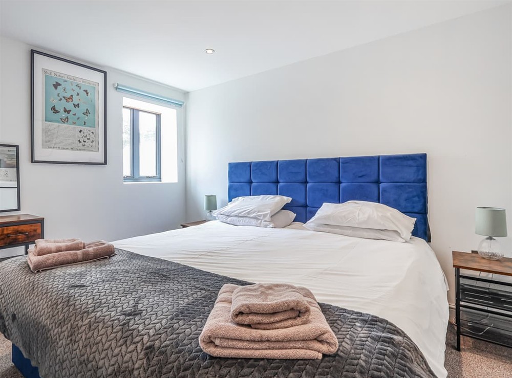 Double bedroom at Plough Share in Gloucester, Gloucestershire