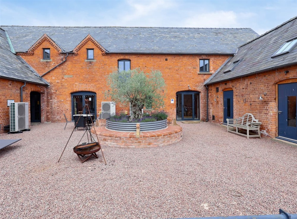Exterior (photo 2) at Plough Share in Gloucester, Gloucestershire