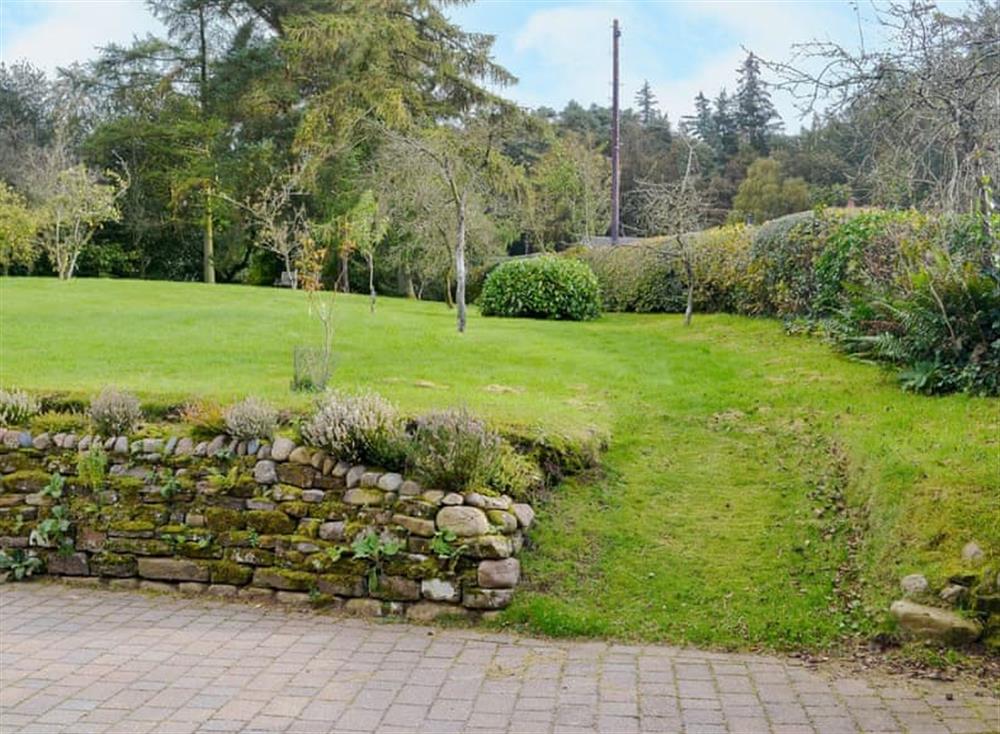 Garden and grounds at Plum Corner in Hayton, near Brampton, Cumbria