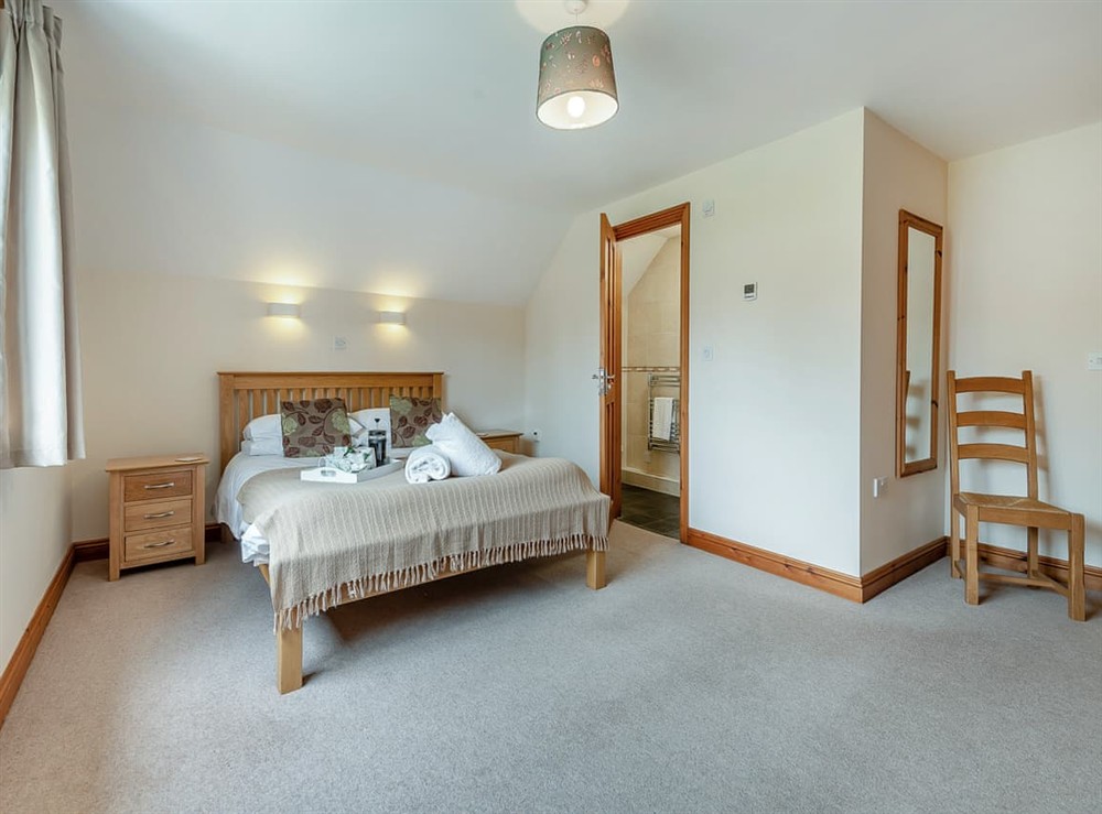 Double bedroom at Plumtree in Blandford Forum, Dorset