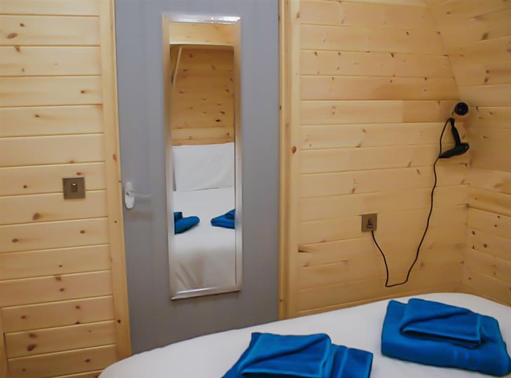 Double bedroom (photo 2) at Pod at Y Gadlas in Hirnant, Powys