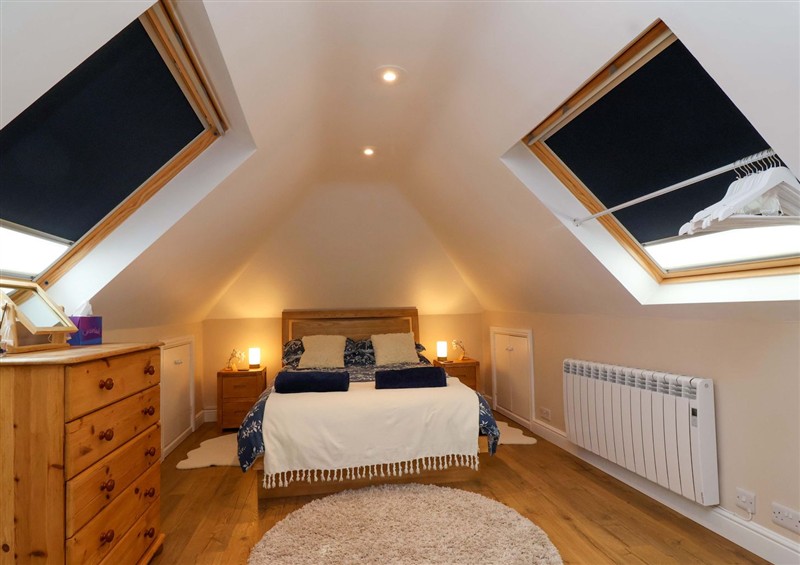 A bedroom in Poddington Cottage at Poddington Cottage, Bishopstone near Salisbury