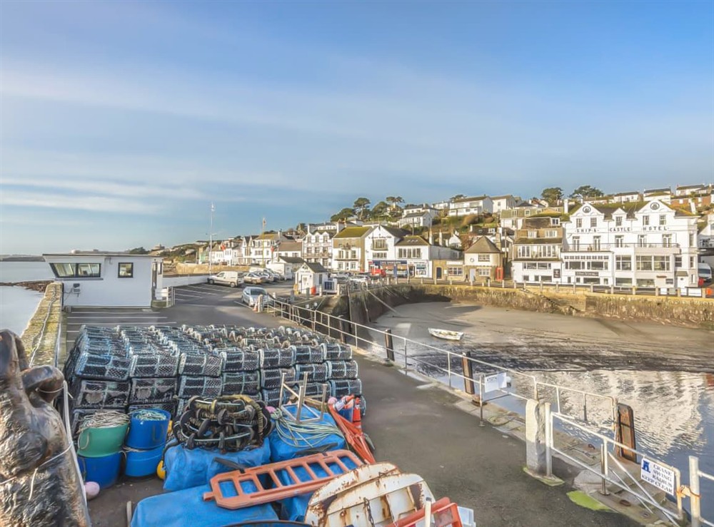 Outdoor area (photo 5) at Poldhu in St Mawes, Cornwall