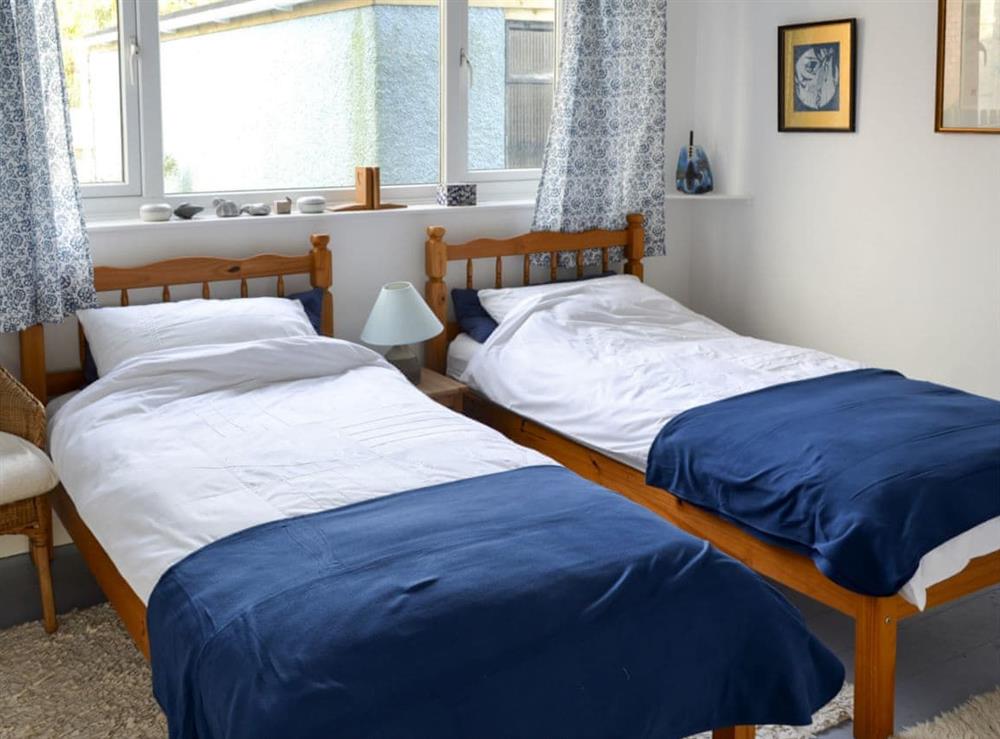 Twin bedroom at Pollendor in Falmouth, Cornwall