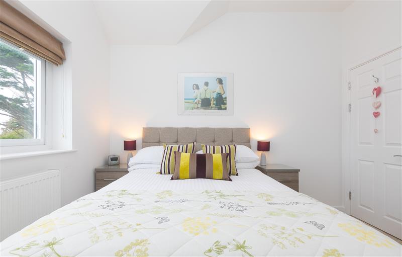 One of the 3 bedrooms (photo 2) at Polmoor, Carbis Bay