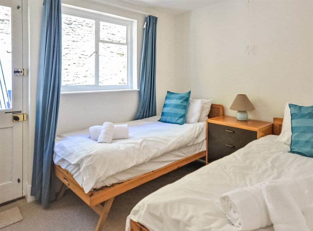 1st floor twin bedroom at Polvarth Cottage in St Mawes, Cornwall