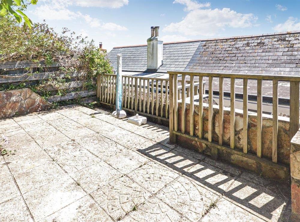 Rear patio area at Polvarth Cottage in St Mawes, Cornwall