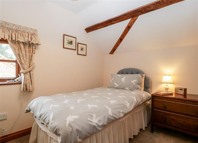 One of the 2 bedrooms (photo 3) at Poplar Cottage, Tewkesbury