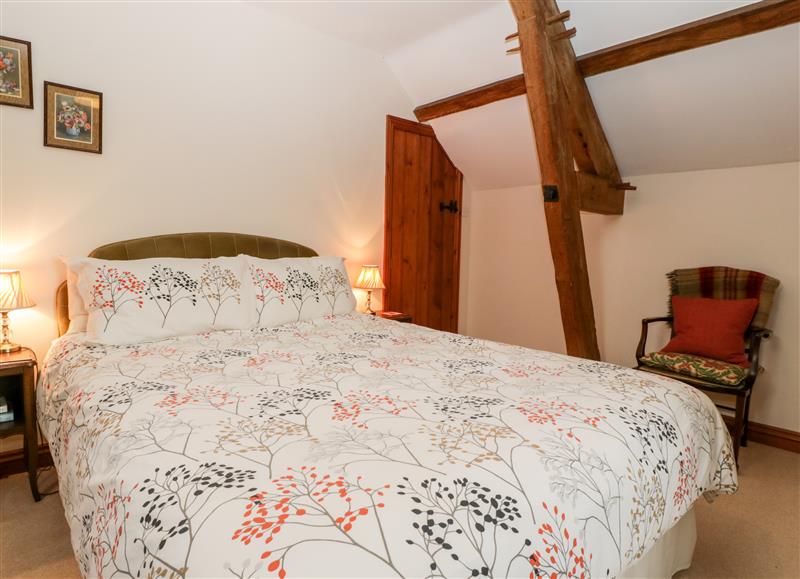 One of the 2 bedrooms at Poplar Cottage, Tewkesbury