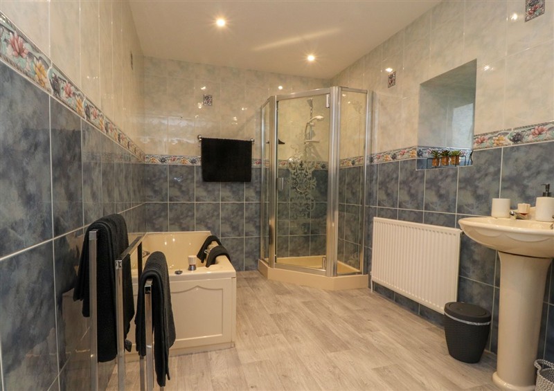 This is the bathroom at Popples Barn, near Hebden Bridge