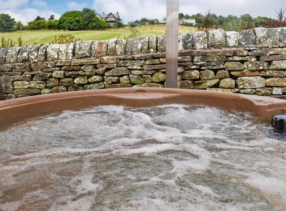 Hot tub at Poppy Cottage in Briercliffe, Lancashire