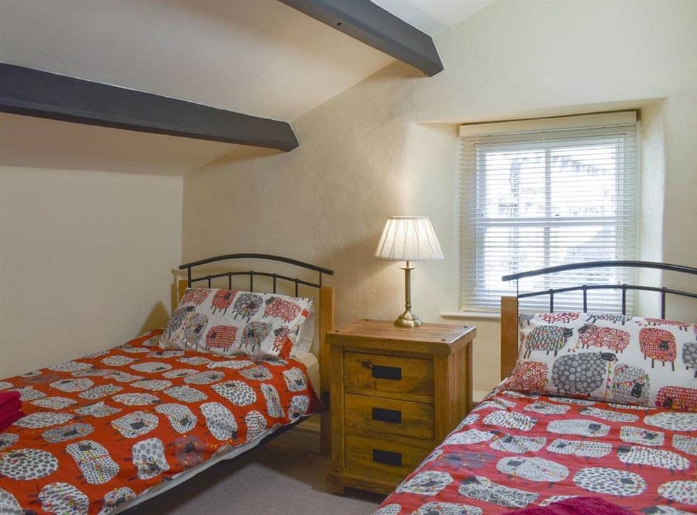 Twin bedroom at Poppy Cottage in Buckden, Yorkshire, North Yorkshire