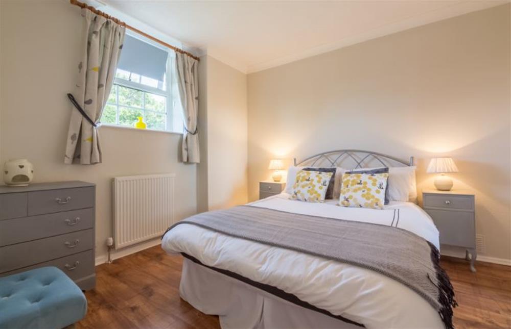 First floor: Master bedroom has en suite shower room at Poppy Cottage, Docking near Kings Lynn