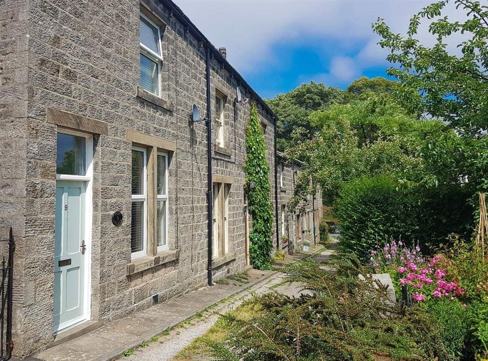 Charming holiday home at Poppy Cottage in Hebden, near Grassington, North Yorkshire