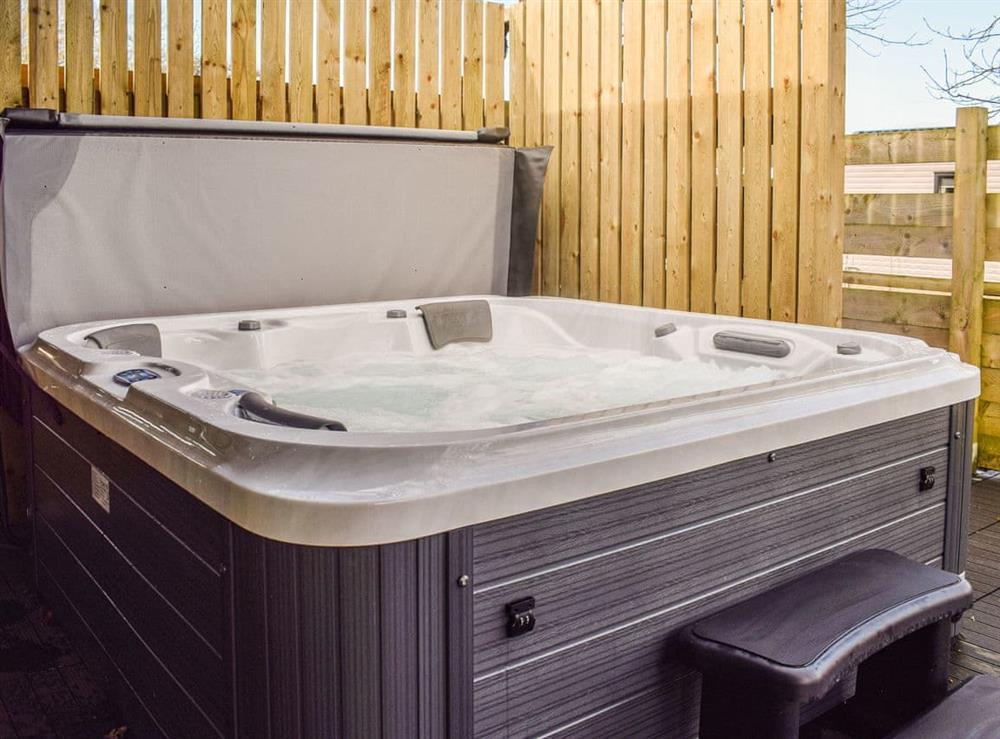 Hot tub at Poppys Place in Falkirk, Stirlingshire