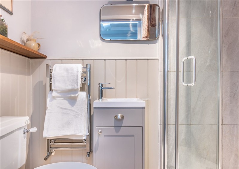 The bathroom at Port House 1, Lyme Regis