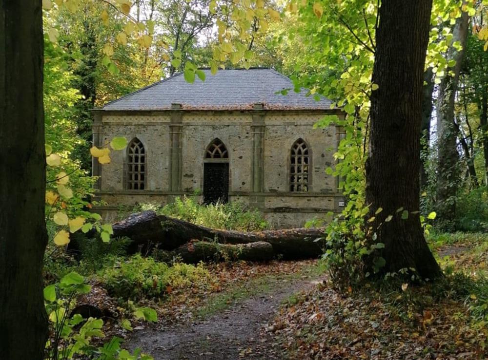 Mausoleum in the Ground of Duff House