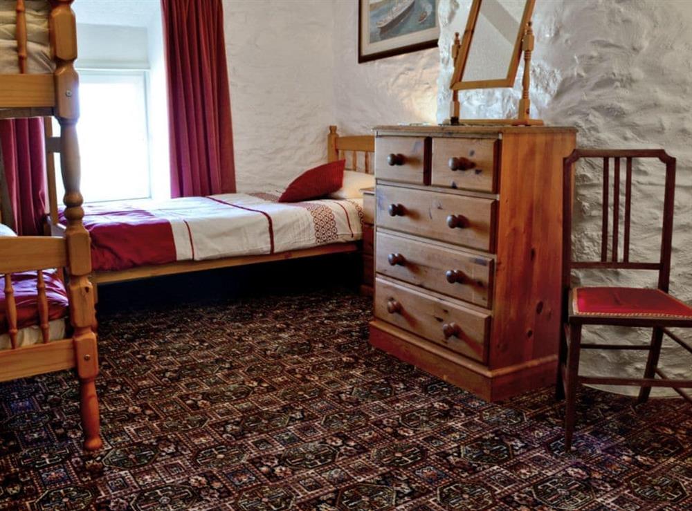 Bunk bedroom (photo 2) at Porth Colmon Farmhouse in Porth Colmon, near Pwllheli, Gwynedd