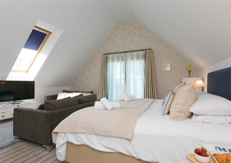 This is a bedroom (photo 2) at Porthminster Penthouse, St Ives