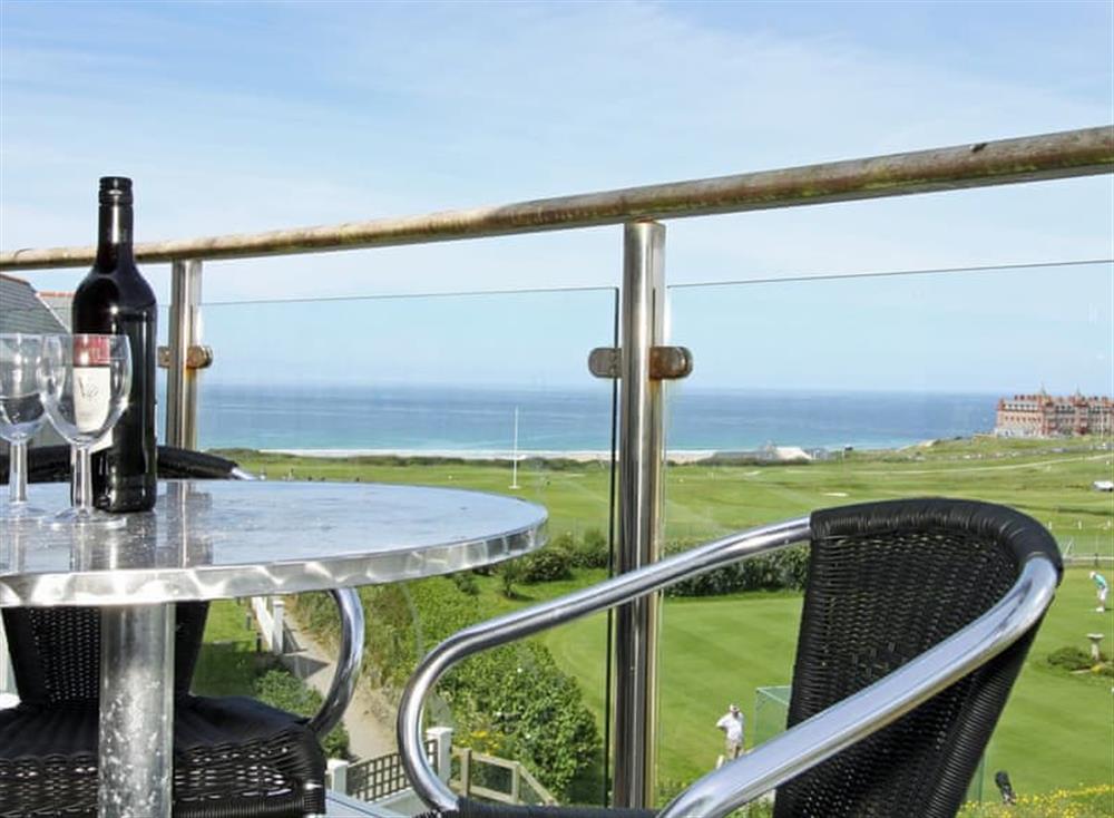 Sitting-out-area at Poseidon Penthouse in , Newquay