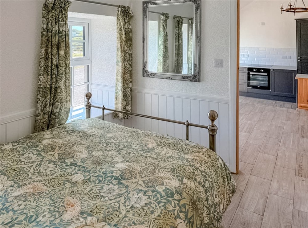 Double bedroom (photo 2) at Post Office Lodge in Finsbay, Isle Of Harris