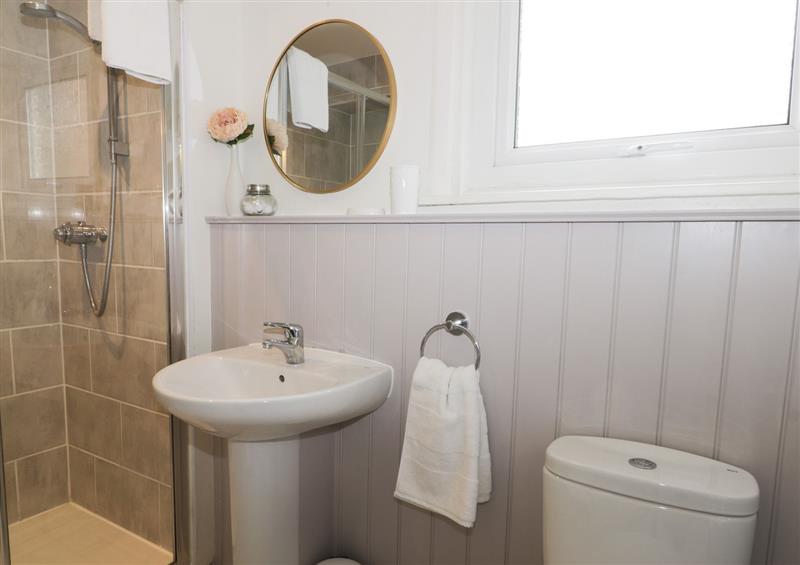 The bathroom at Potter Hill Cottage, Pickering