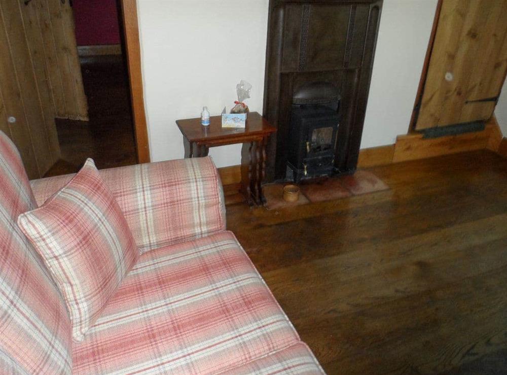 Living room (photo 4) at Potters Cottage in Little Blakenham, near Bramford, Suffolk