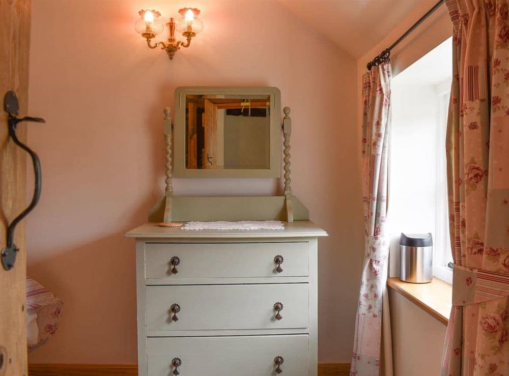 Single bedroom (photo 2) at Potters Cottage in Little Blakenham, near Bramford, Suffolk