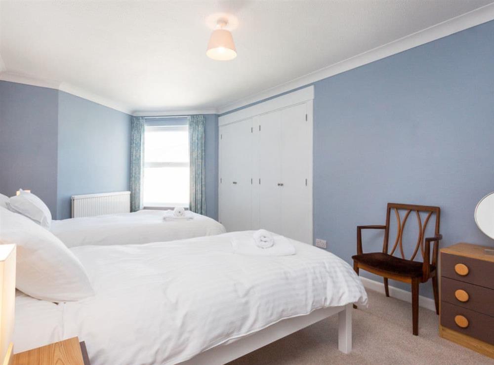 Well presented twin bedroom at Poundstone Court 8 in Salcombe, Devon