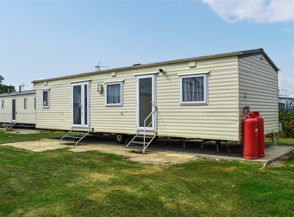 Exterior (photo 2) at Praise Machine in St Osyth, Essex