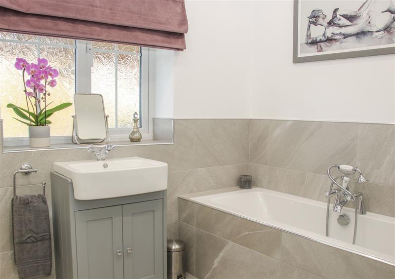 The bathroom at Prestbury House, Wern near Llandrinio